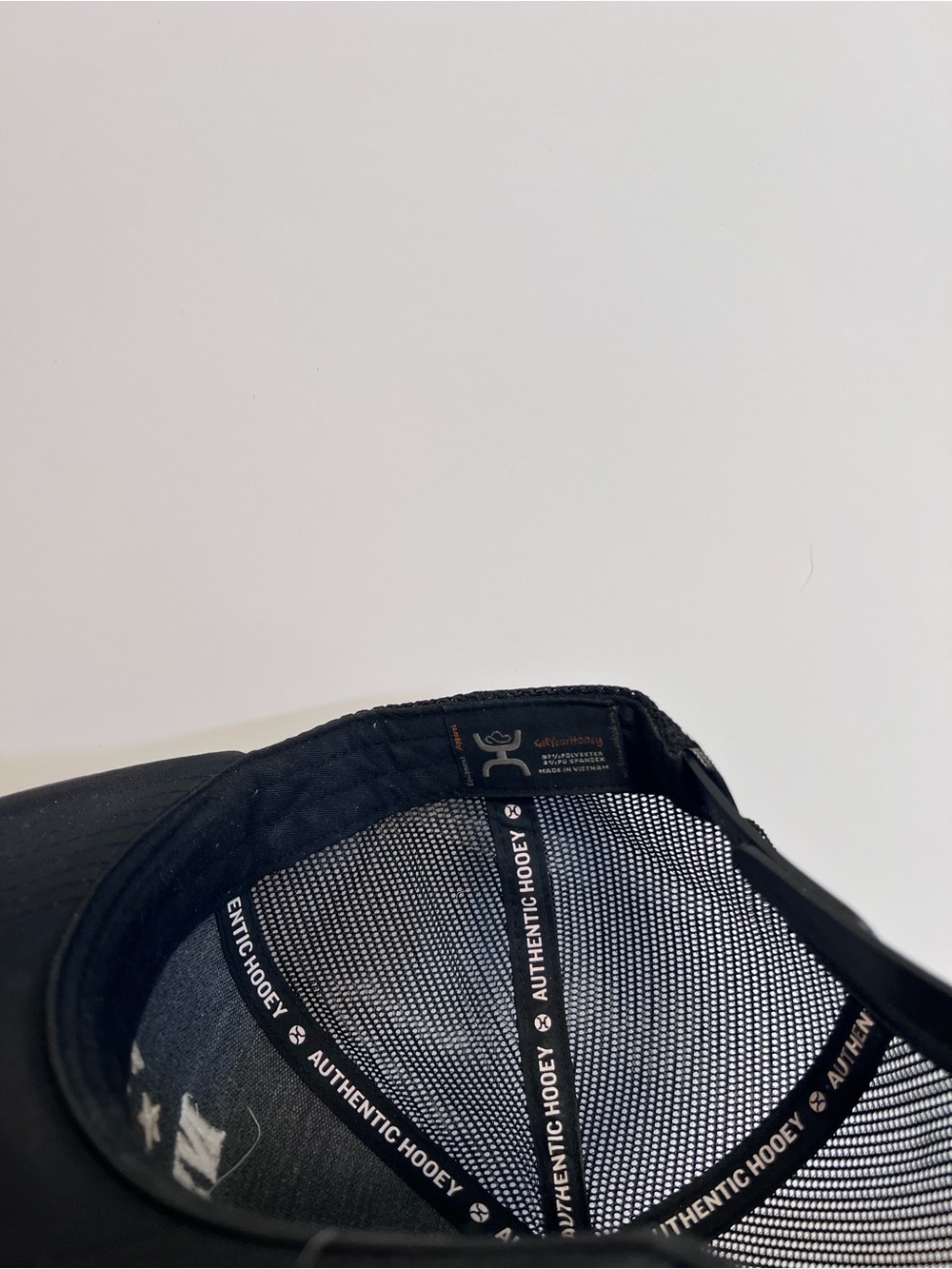 Hat interior - Picture 4 of 4